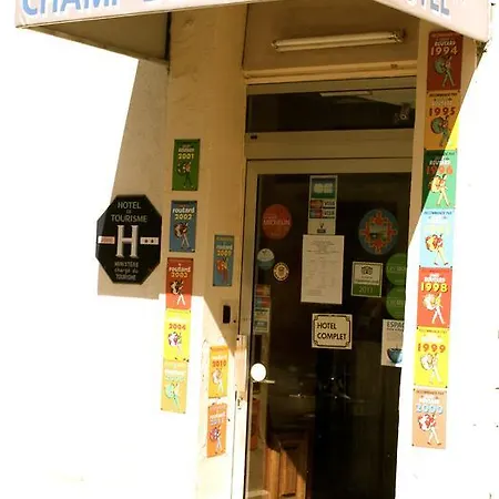 Du Champs De Mars Béziers