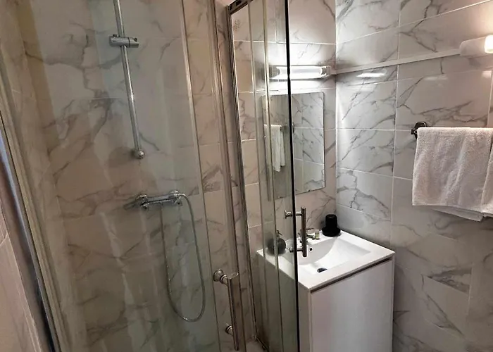 Du Champs De Mars Ξενοδοχείο 2*