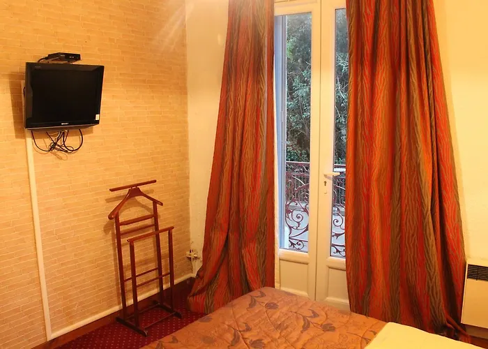 Ξενοδοχείο Du Champs De Mars Μπεζιέ